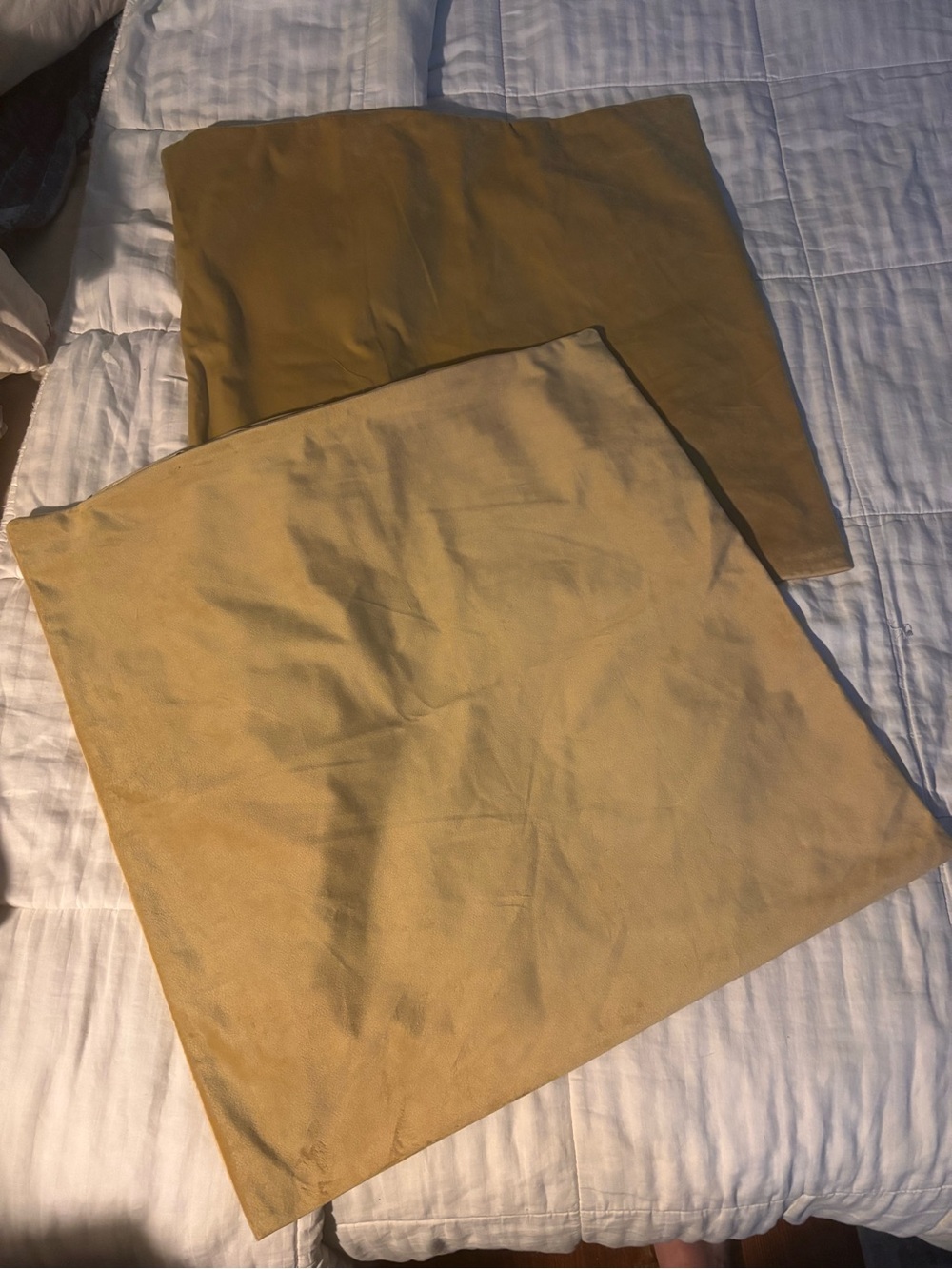 Amazon Essentials Pair of Gold Decorative Pillow Covers - Zipped Closed